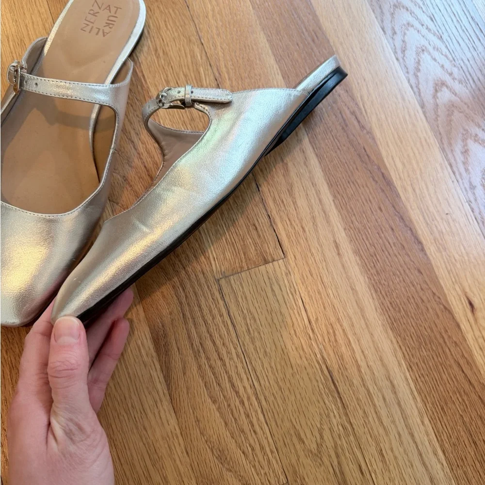 Naturalizer Mary Jane Mule in Silver Metallic, Size 11 - Picture 11 of 13